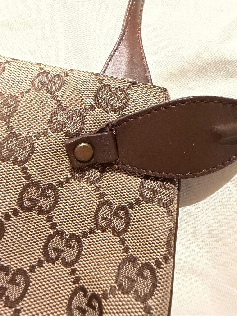 Gucci iconic gg